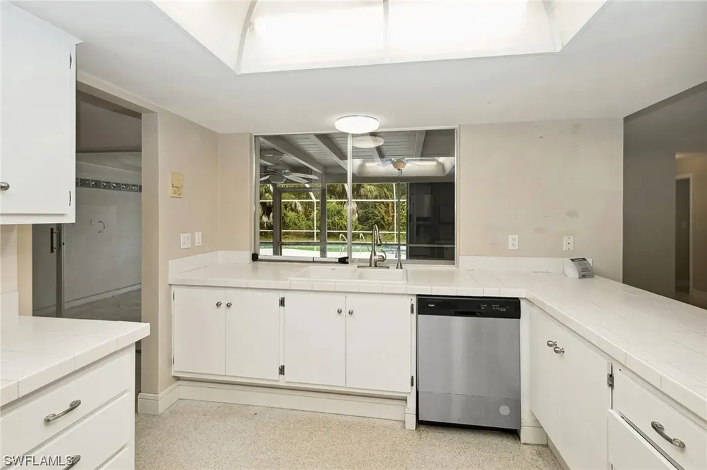 436 Putter Point Court Naples FL 34103
