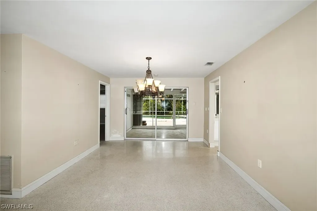 436 Putter Point Court Naples FL 34103