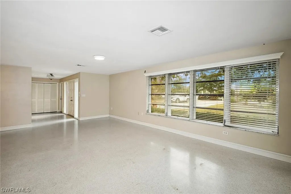 436 Putter Point Court Naples FL 34103