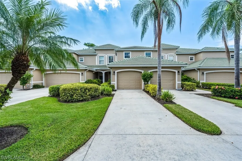 3565 Laurel Greens Lane N Naples FL 34119