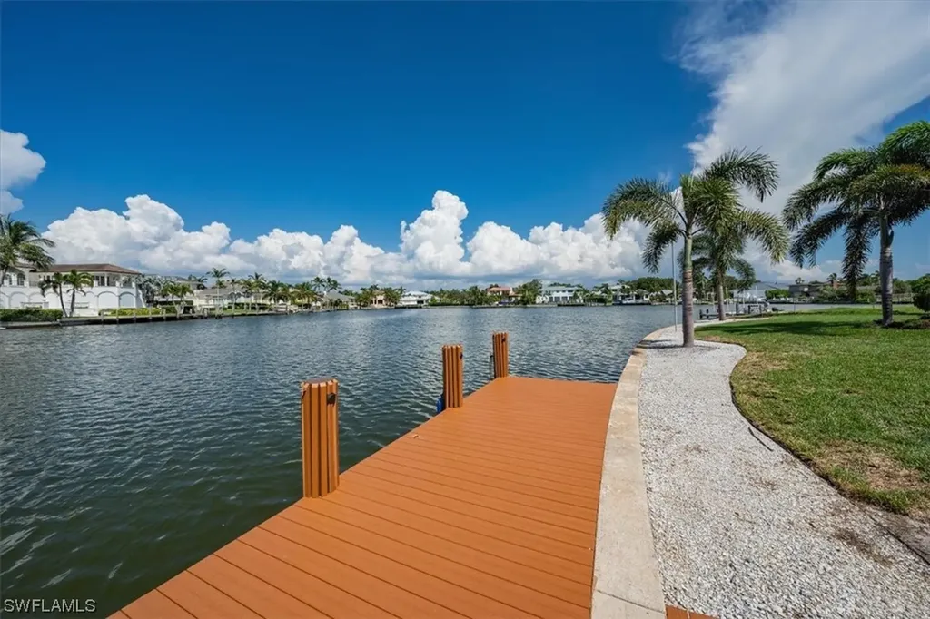 1844 Hurricane Harbor Lane Naples FL 34102