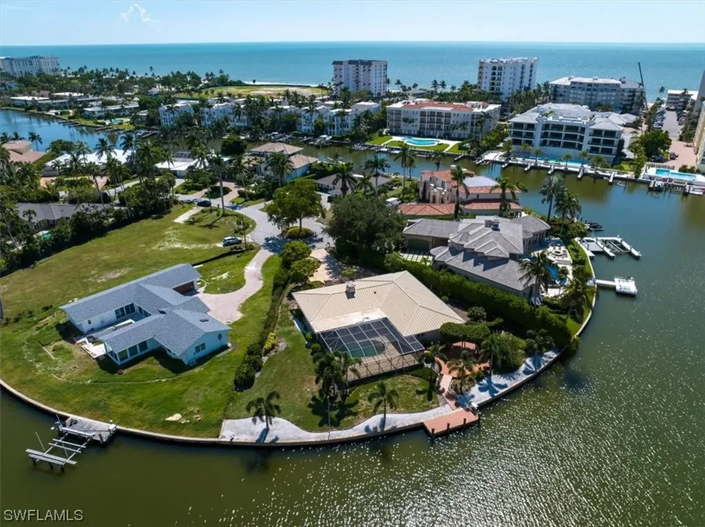 1844 Hurricane Harbor Lane Naples FL 34102