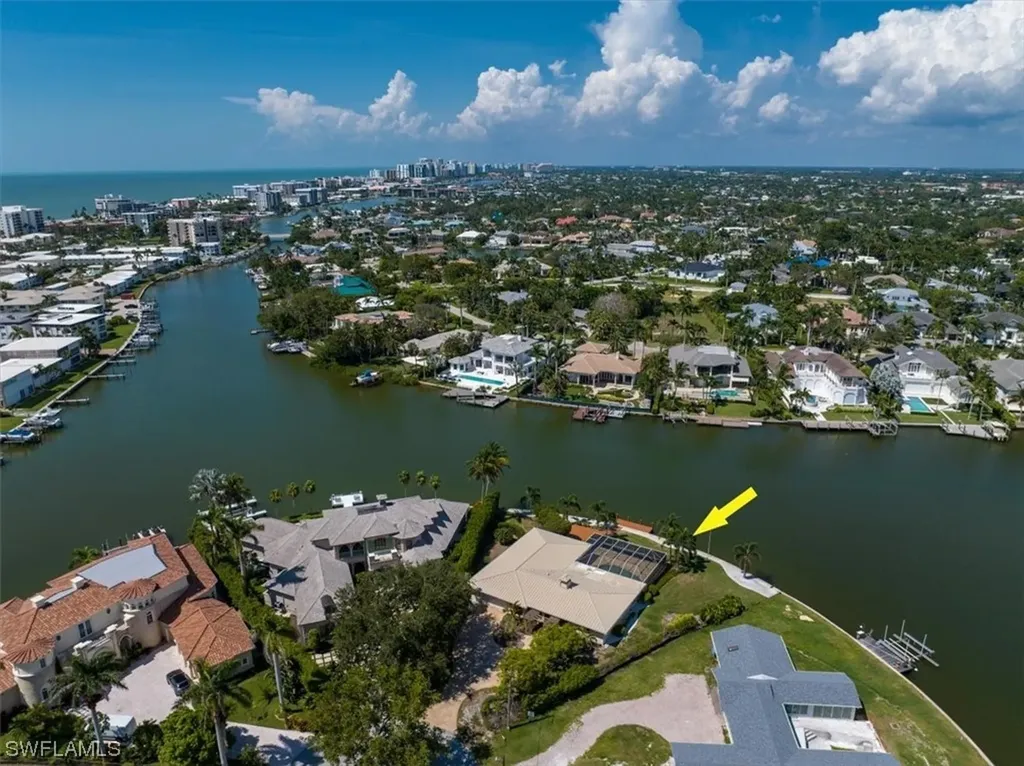 1844 Hurricane Harbor Lane Naples FL 34102