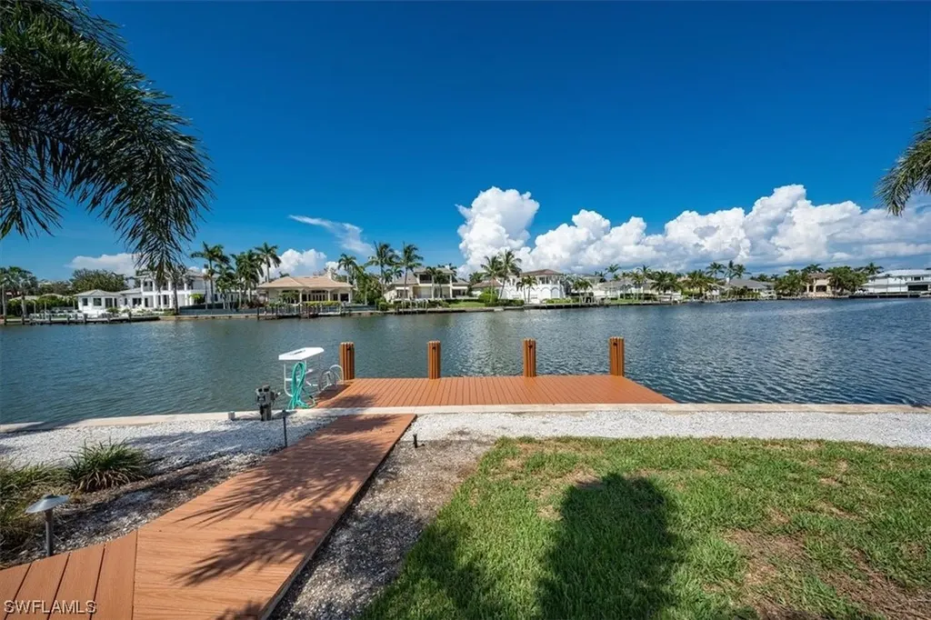 1844 Hurricane Harbor Lane Naples FL 34102
