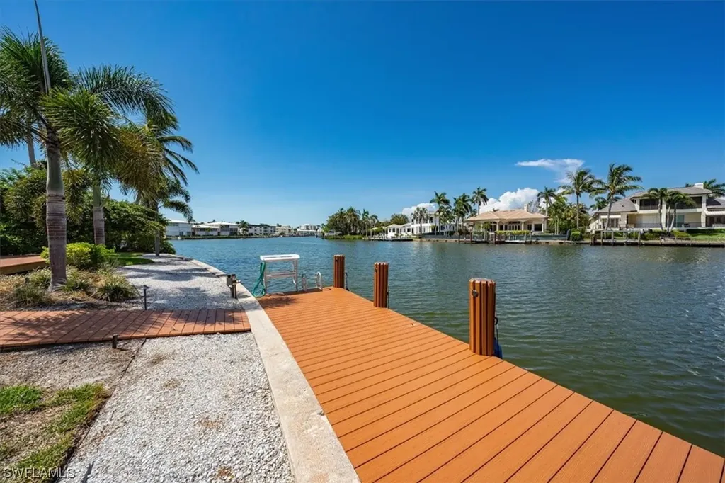 1844 Hurricane Harbor Lane Naples FL 34102