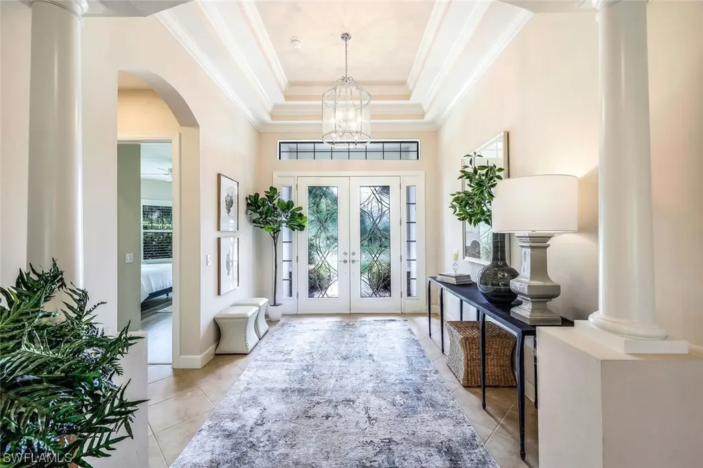 8832 Savona Court Naples FL 34119