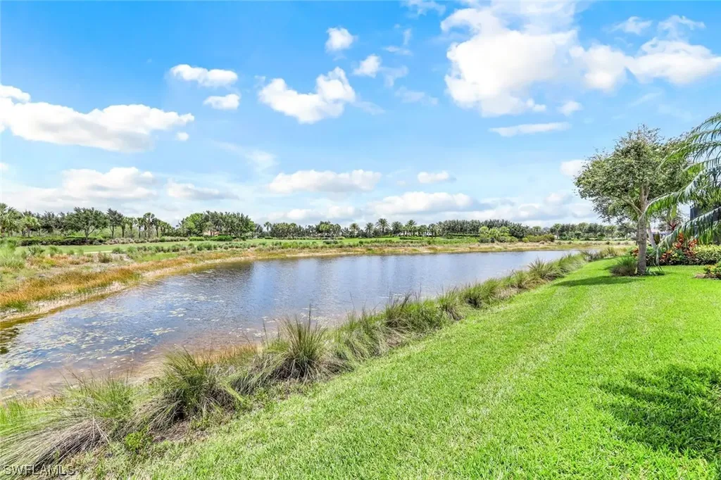 8832 Savona Court Naples FL 34119