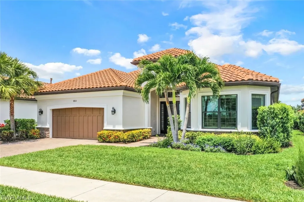 8832 Savona Court Naples FL 34119
