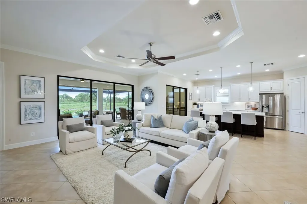 8832 Savona Court Naples FL 34119
