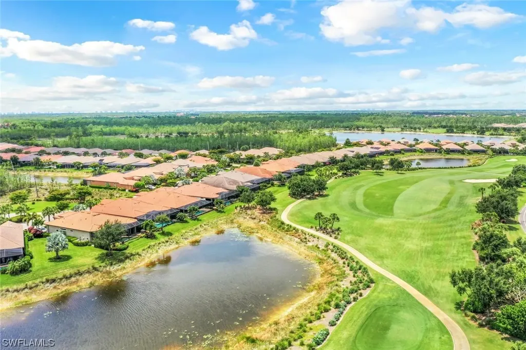 8832 Savona Court Naples FL 34119