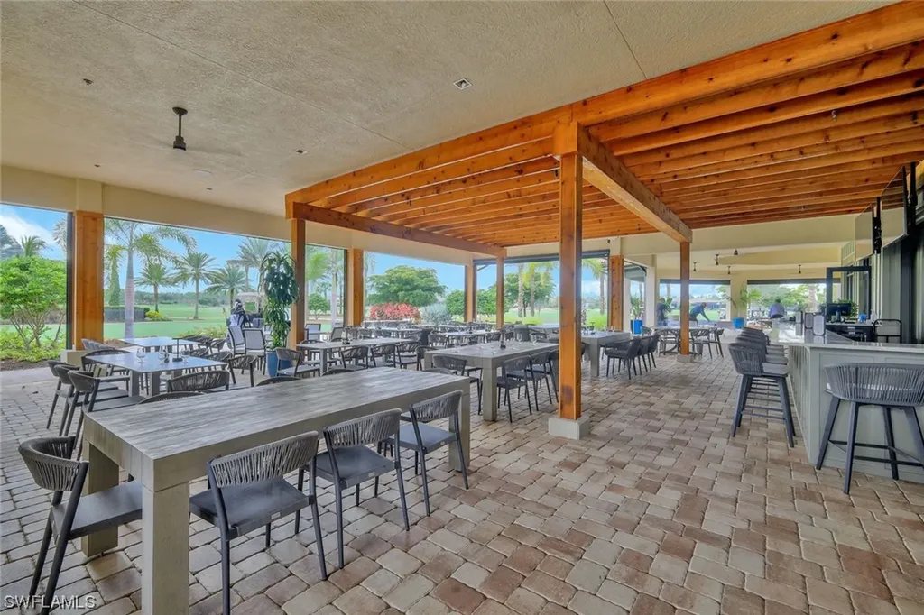 8832 Savona Court Naples FL 34119