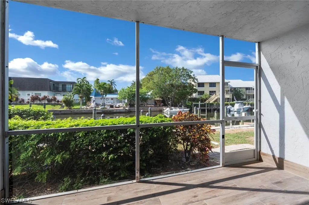 1320 Blue Point Avenue Naples FL 34102