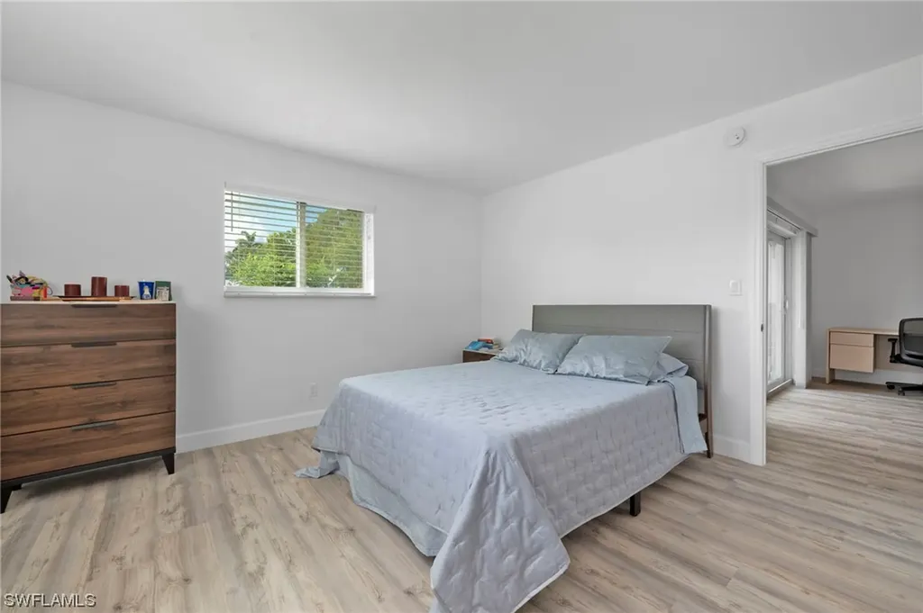 1320 Blue Point Avenue Naples FL 34102
