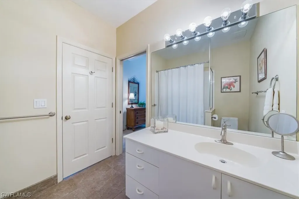 25180 Goldcrest Drive Bonita Springs FL 34134