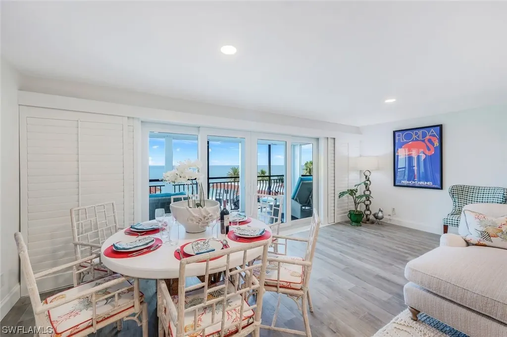 3333 Gulf Shore Boulevard N Naples FL 34103
