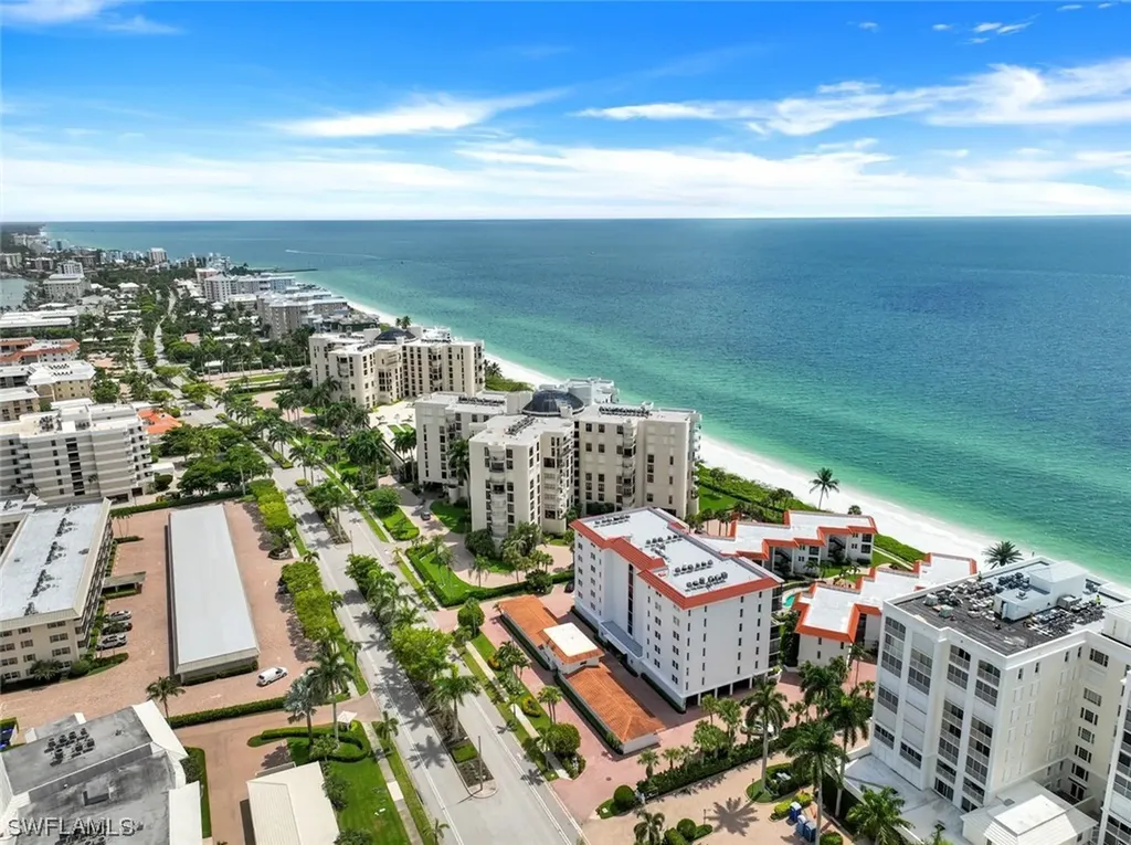 3333 Gulf Shore Boulevard N Naples FL 34103