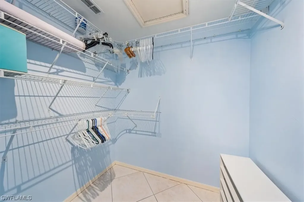 1326 Mainsail Drive Naples FL 34114