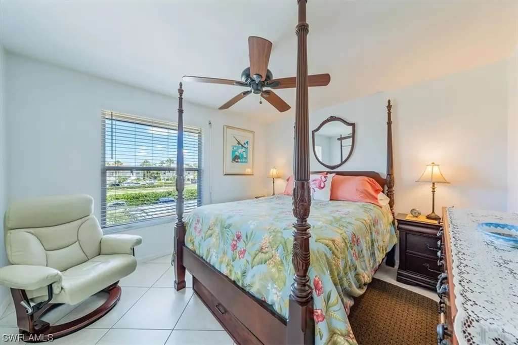 1326 Mainsail Drive Naples FL 34114