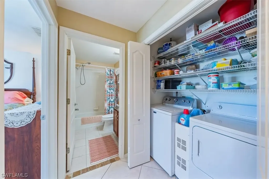 1326 Mainsail Drive Naples FL 34114