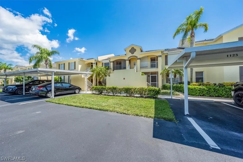1326 Mainsail Drive Naples FL 34114