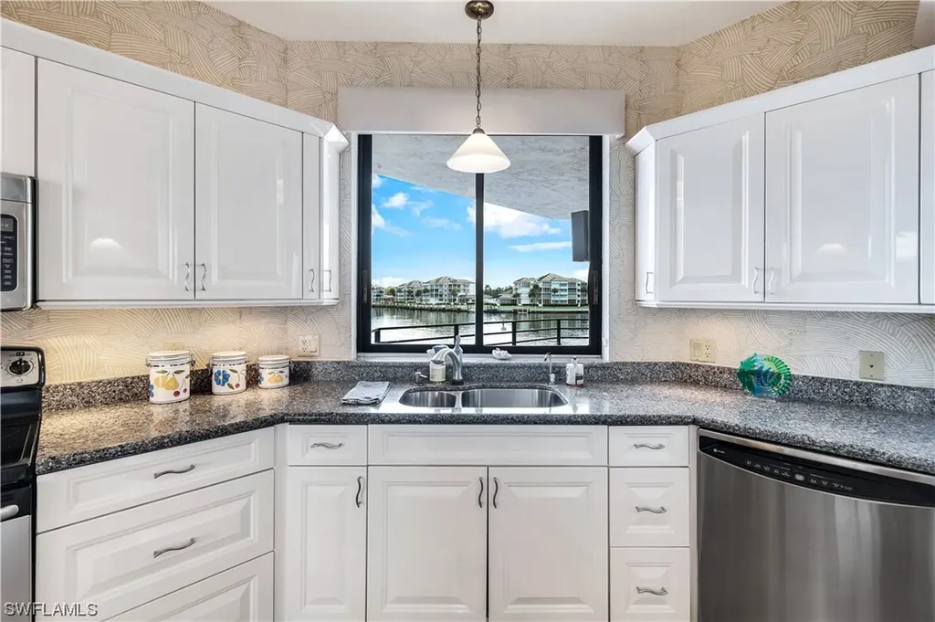 4400 Gulf Shore Boulevard N Naples FL 34103