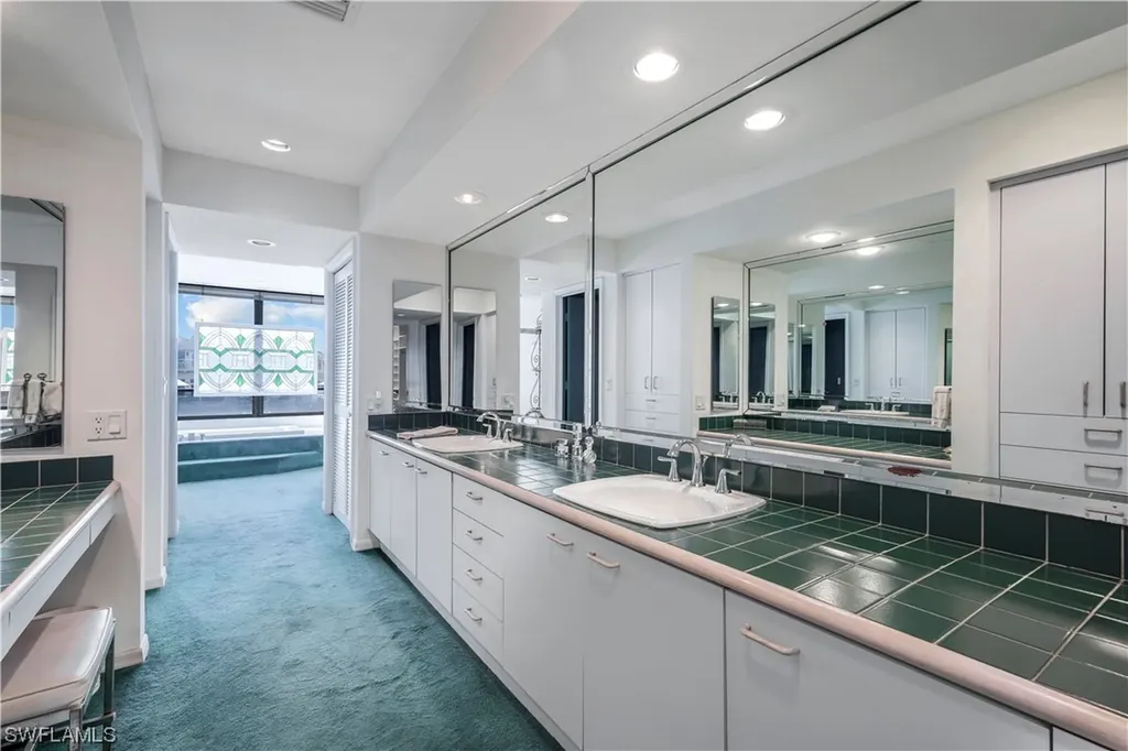 4400 Gulf Shore Boulevard N Naples FL 34103