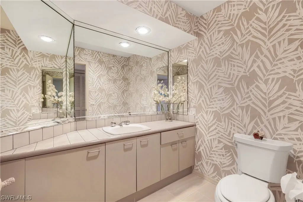 4400 Gulf Shore Boulevard N Naples FL 34103