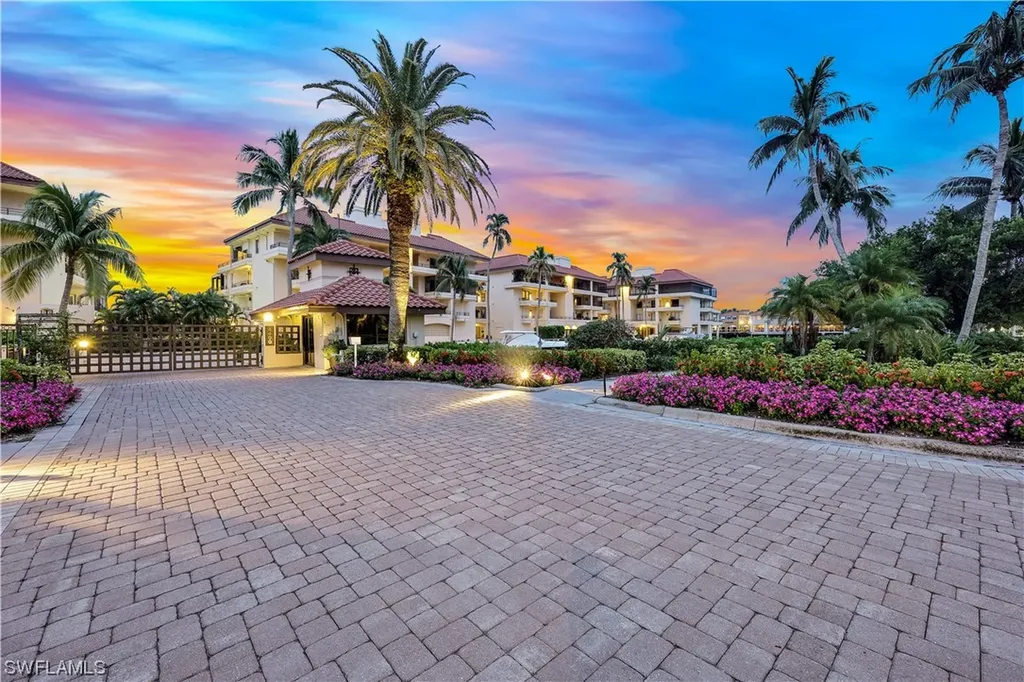 4400 Gulf Shore Boulevard N Naples FL 34103
