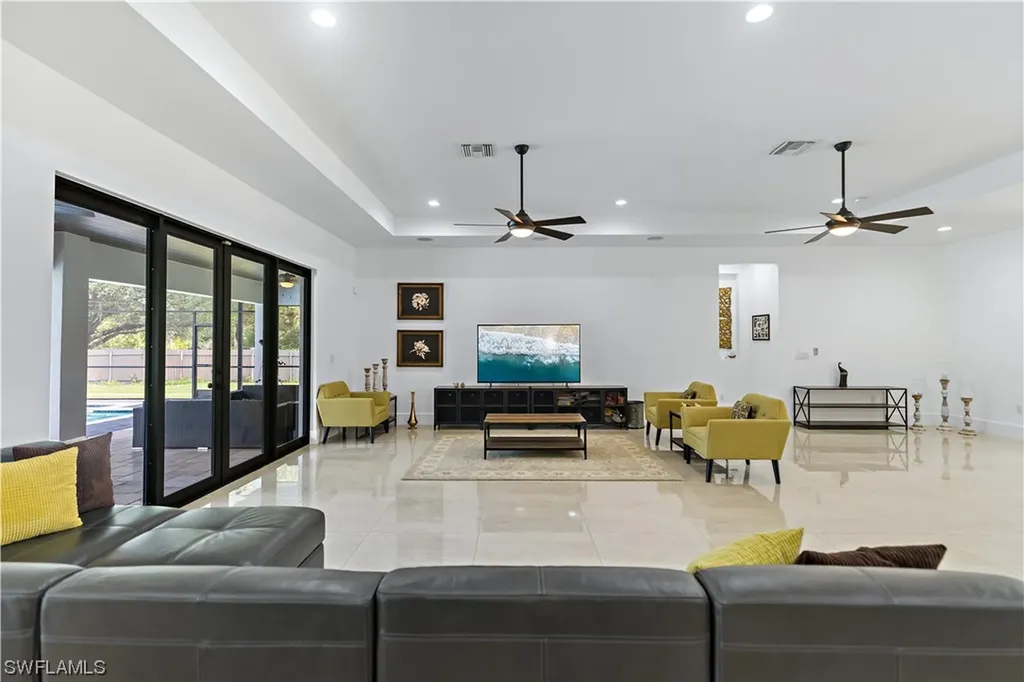 1961 20th Avenue NE Naples FL 34120