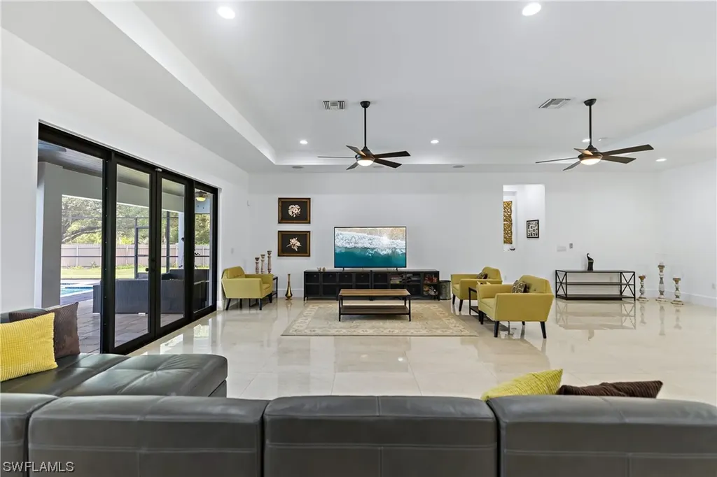 1961 20th Avenue NE Naples FL 34120
