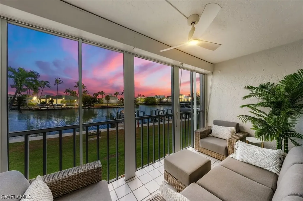 10686 Gulf Shore Drive Naples FL 34108