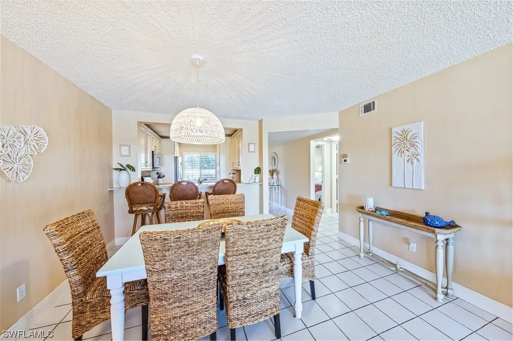 10686 Gulf Shore Drive Naples FL 34108