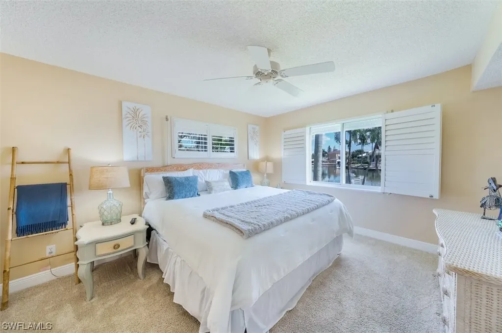 10686 Gulf Shore Drive Naples FL 34108