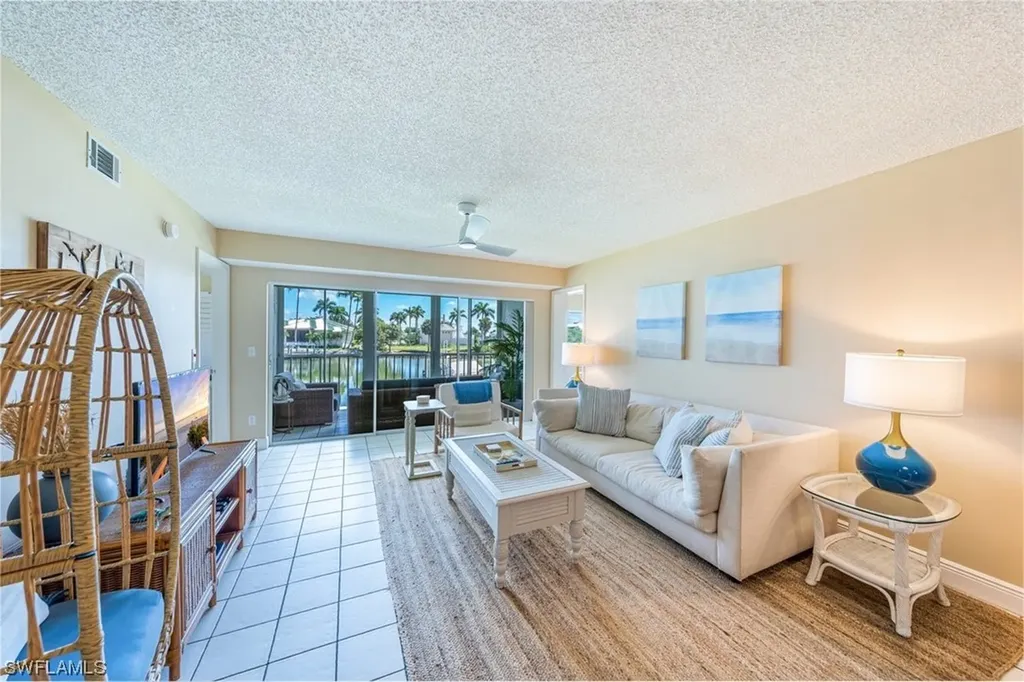 10686 Gulf Shore Drive Naples FL 34108