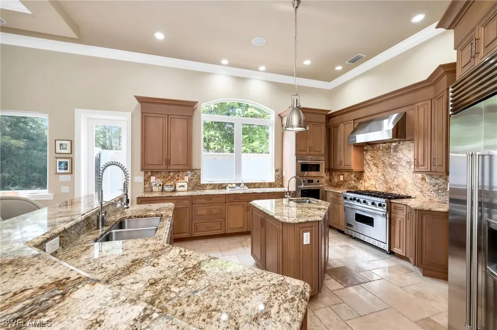 4529 Club Estates Drive Naples FL 34112