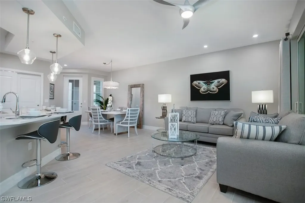 250 Indies Drive E Naples FL 34114