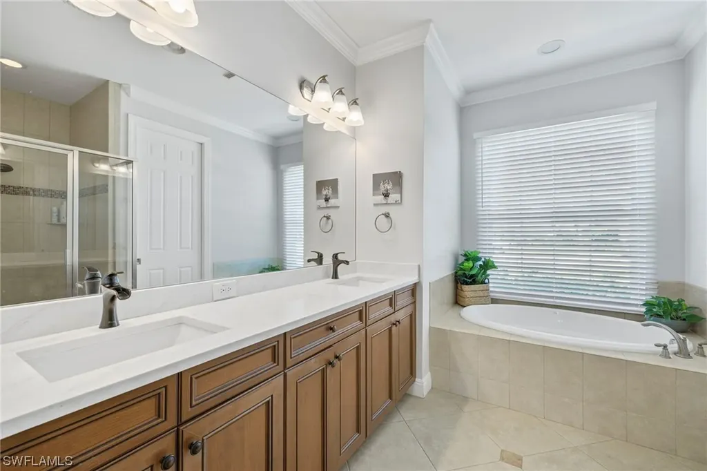 22 Mentor Drive Naples FL 34110