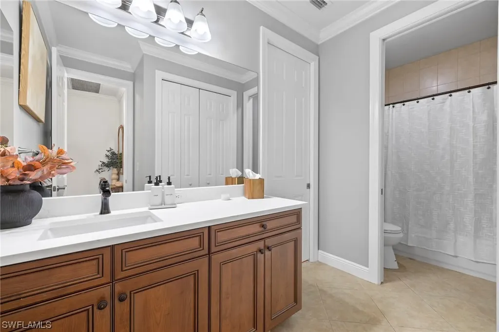 22 Mentor Drive Naples FL 34110