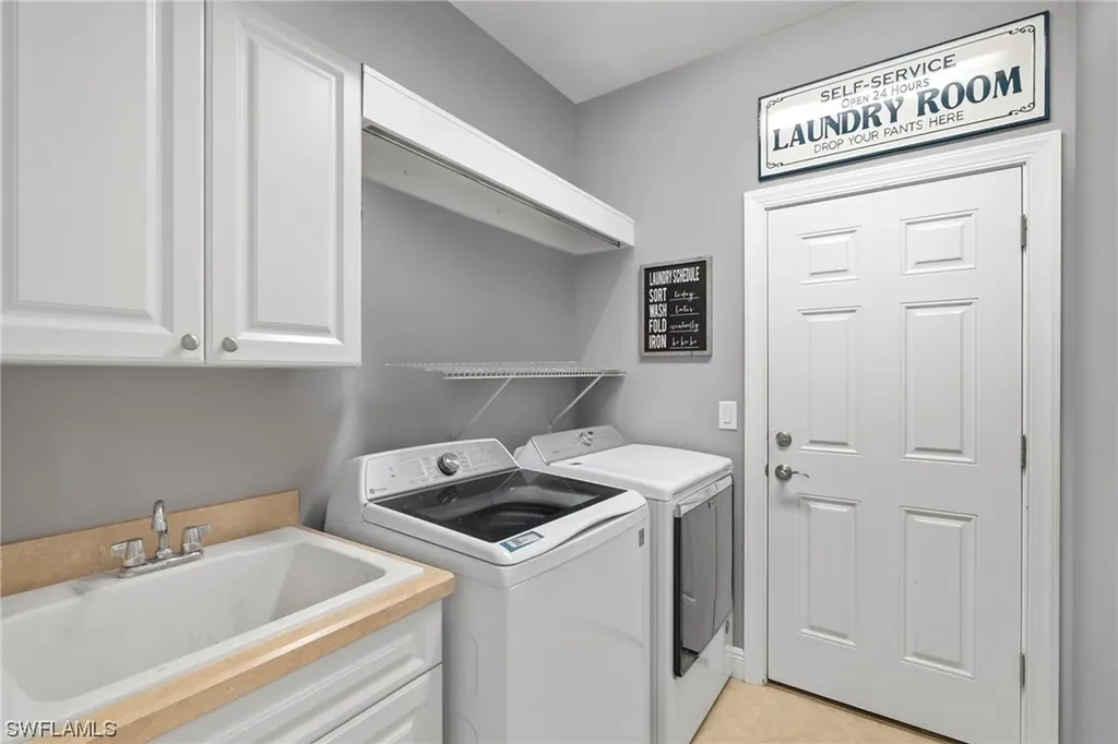 22 Mentor Drive Naples FL 34110