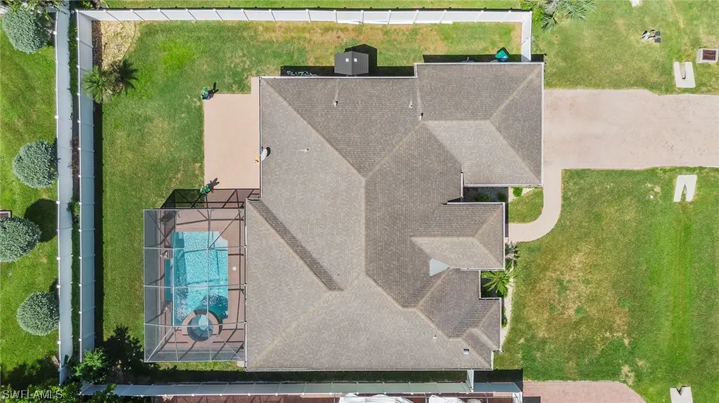 22 Mentor Drive Naples FL 34110