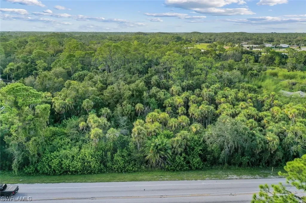 11731 Bayshore Road North Fort Myers FL 33917