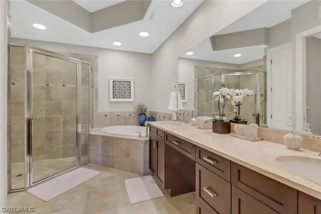 8036 Players Cove Drive Naples FL 34113