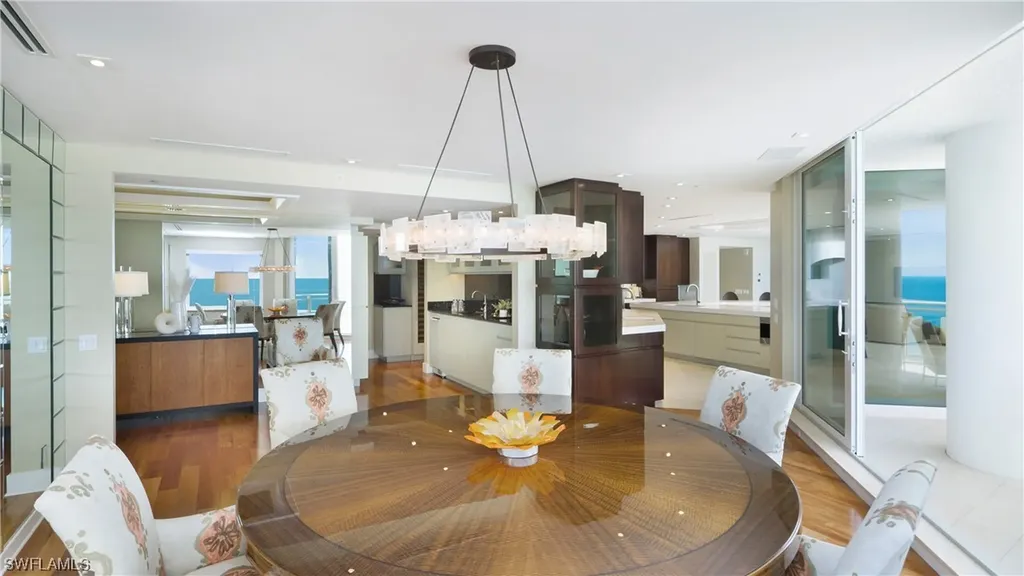 8231 Bay Colony Drive Naples FL 34108