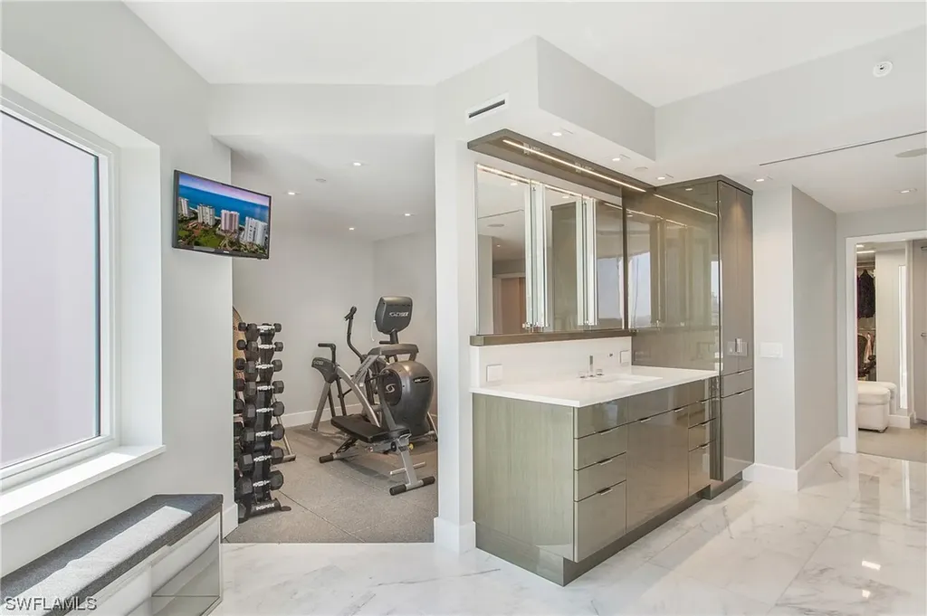 8231 Bay Colony Drive Naples FL 34108
