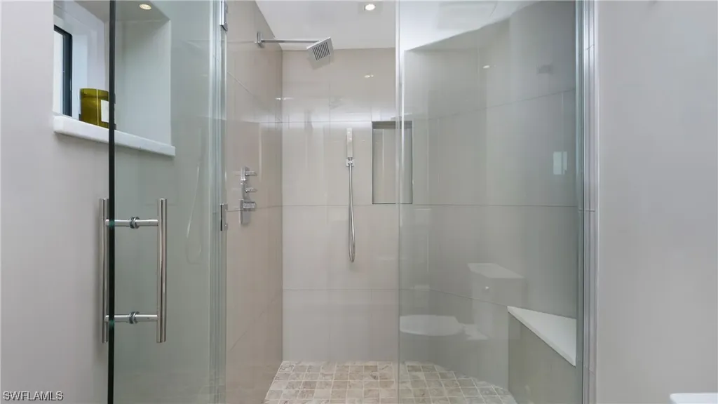 8231 Bay Colony Drive Naples FL 34108