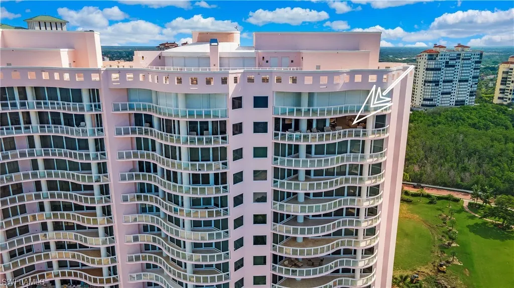8231 Bay Colony Drive Naples FL 34108