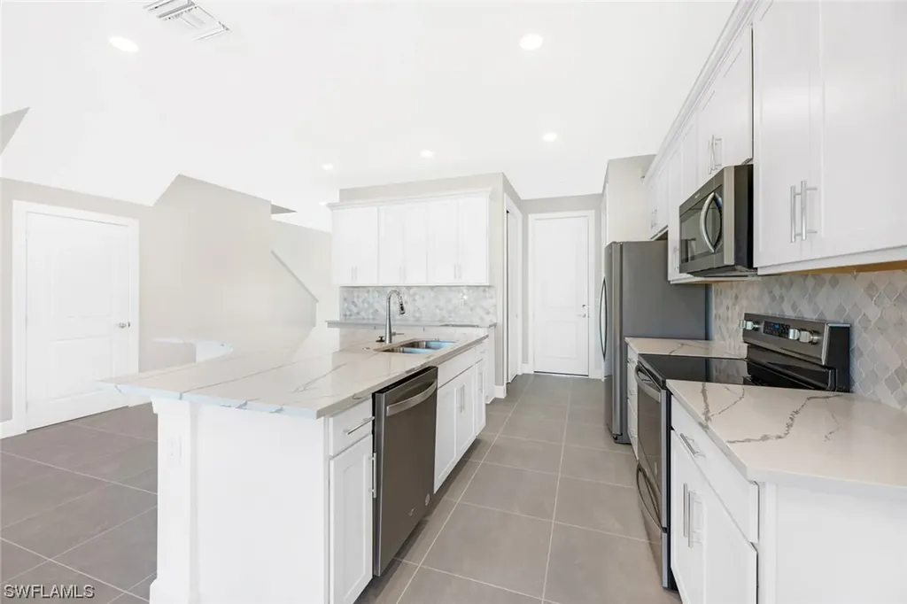 4085 Sonoma Oaks Circle Naples FL 34119