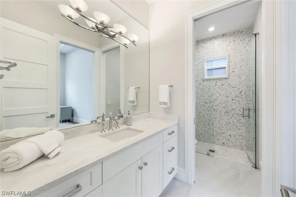569 Neapolitan Way Naples FL 34103