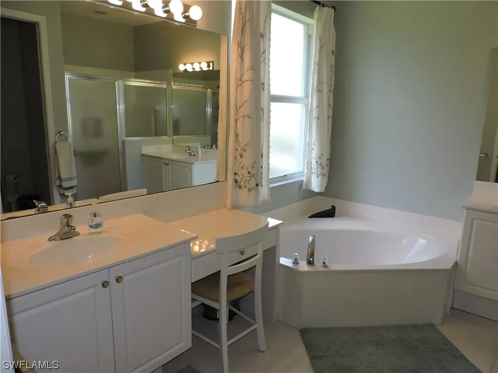 2841 Apple Blossom Drive Alva FL 33920