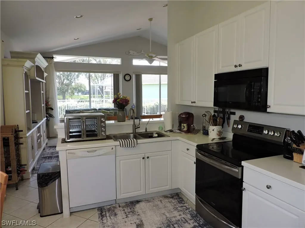 2841 Apple Blossom Drive Alva FL 33920
